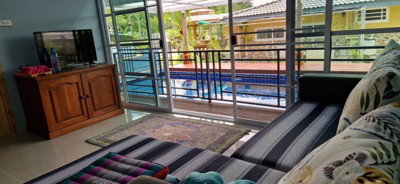 Mana Pool House Bed & Breakfast เชียงราย ภายนอก รูปภาพ